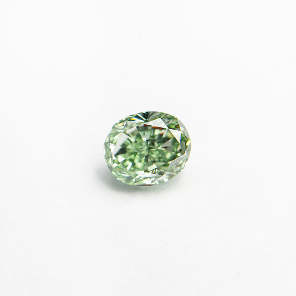 0.46ct 4.71x3.96x2.93mm GIA VS2 Fancy Vivid Green Oval Brilliant 24135-01