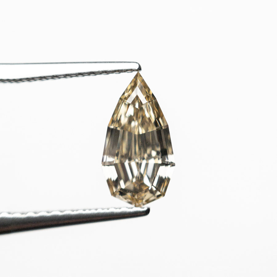 1.03ct 9.47x5.13x3.16mm VS1 C5 Geo Pear Step Cut 🇿🇦 26119-09