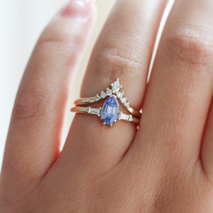 Blue sapphire engagement ring 